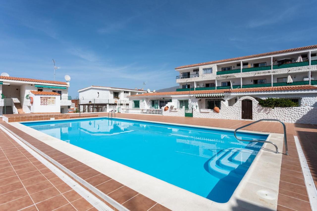 Homelike Stunning Sea Views Adeje, Wifi & Pool Ferienhaus *