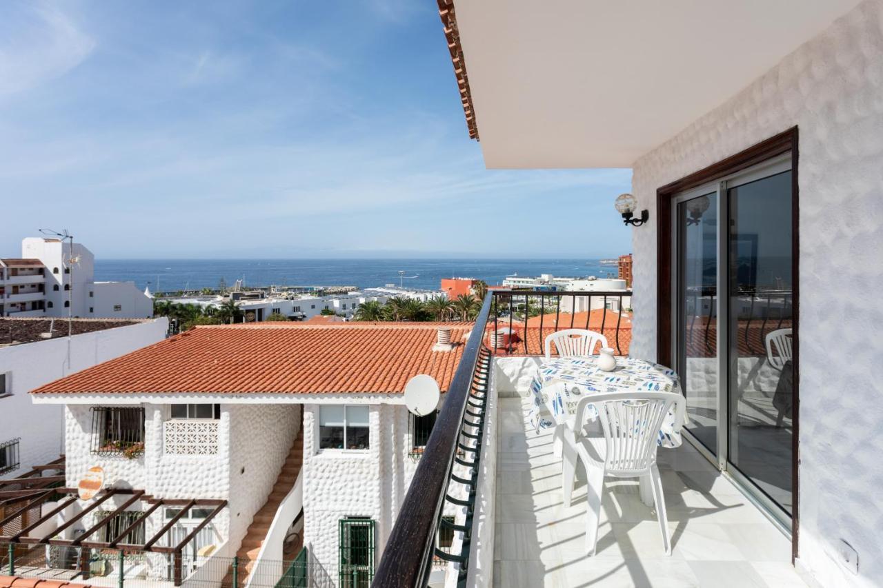 Ferienhaus Homelike Stunning Sea Views Adeje, Wifi & Pool *